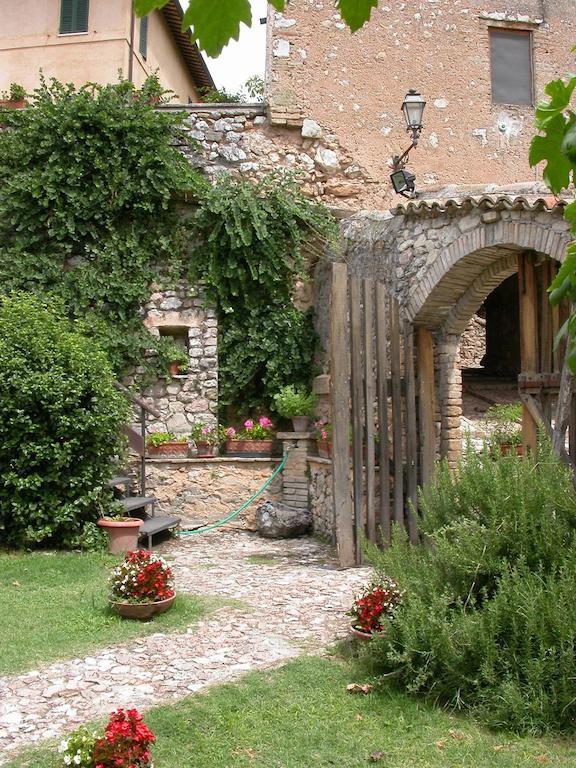 Agriturismo I Mandorli 特雷维 外观 照片