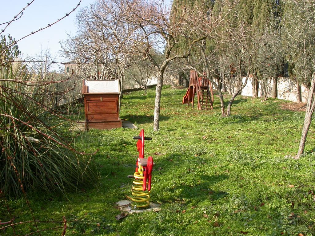 Agriturismo I Mandorli 特雷维 外观 照片